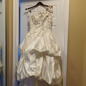 White wedding dress